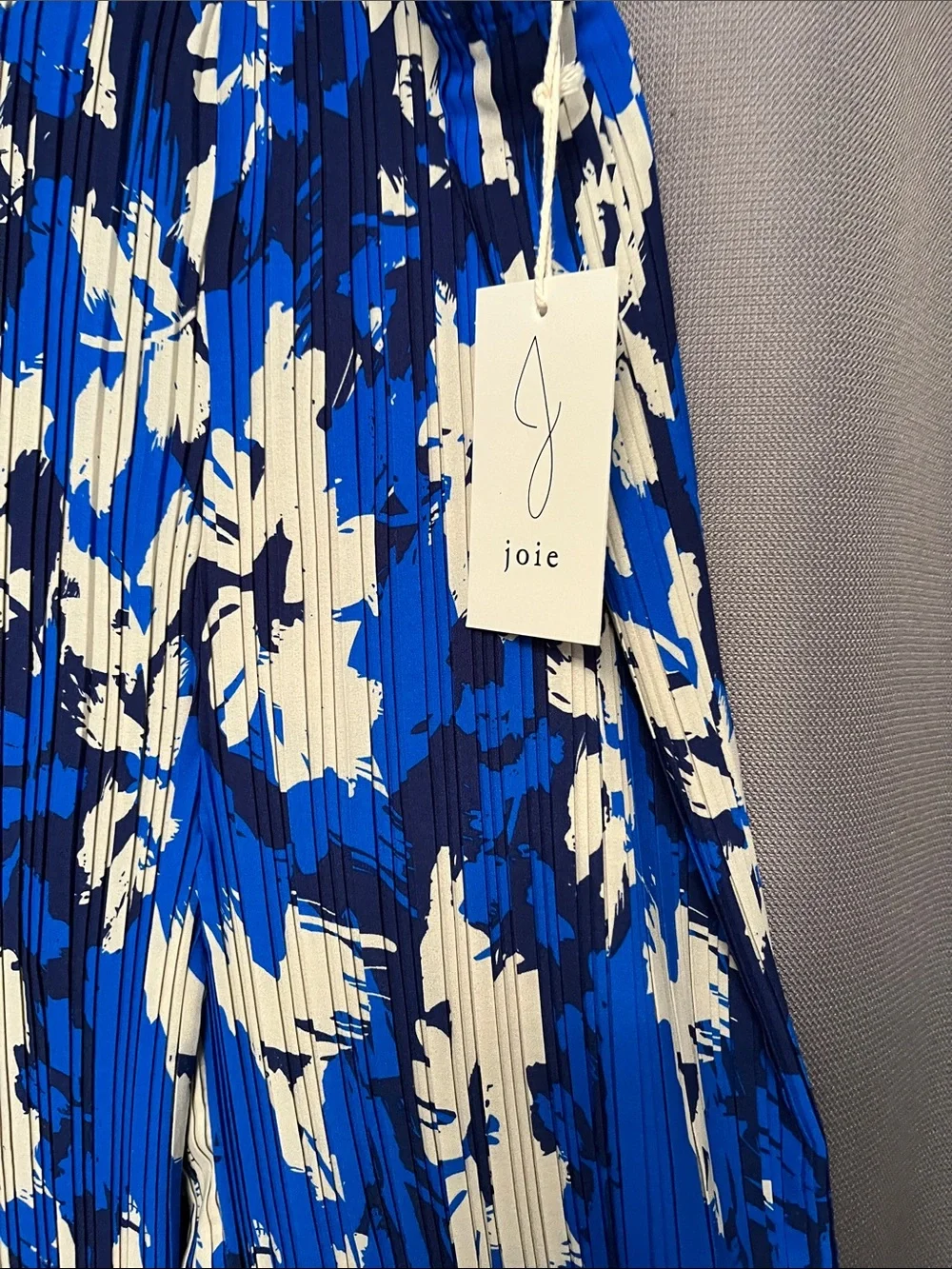 Joie Blue, Navy & White Abstract Pleated Pants - Picture 4 of 4